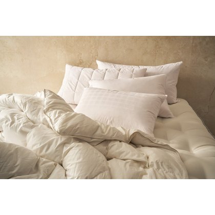 Vispring English Duck Down and Feather Pillow Vispring English Duck Down and Feather Pillow