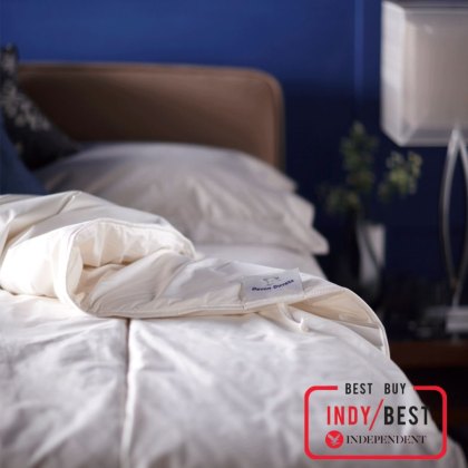Devon Duvets Wool Duvet - Lightweight 300gsm Devon Duvets Wool Duvet - Lightweight 300gsm