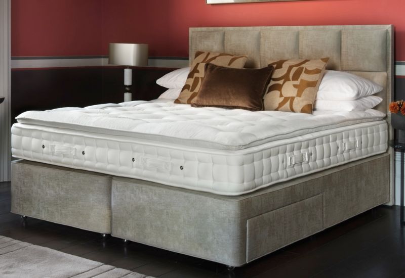 This mattress is expertly designed for a soft-medium comfort and full body support. Ideal for side sleepers, it allows joints to sink into the sustainable, eco-friendly fillings for a restful, environmentally kind sleep. As well as this it is a no-turn design, for easier maintenance.