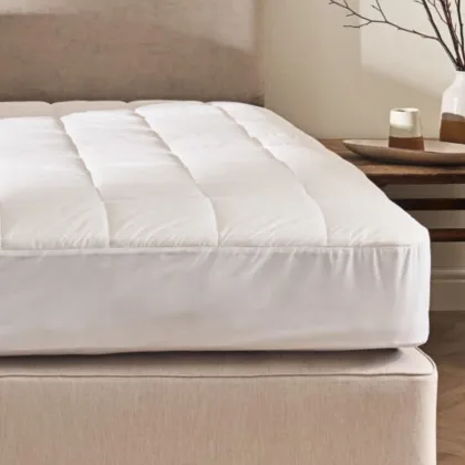 Vispring Luxury Skirted Wool Mattress Protector Vispring Luxury Skirted Wool Mattress Protector