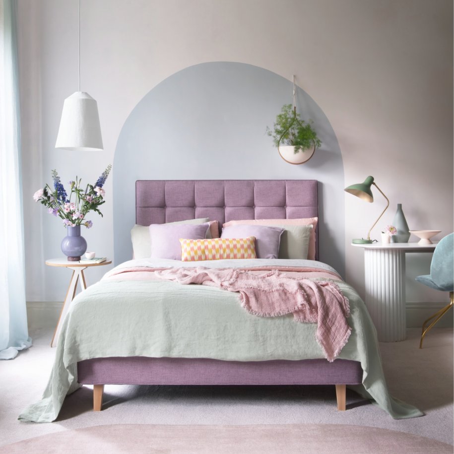 Hypnos Dressed Shallow Pocket Sprung Divan Base, upholstered in Brooklyn 703 Lilac dressed front view